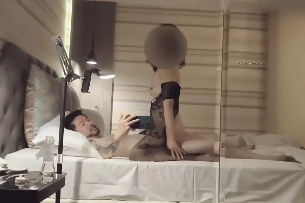 约啪大佬@金钢狼(aka549999)肉搏多位巨乳素人合集 [7V0P_2.29GB]